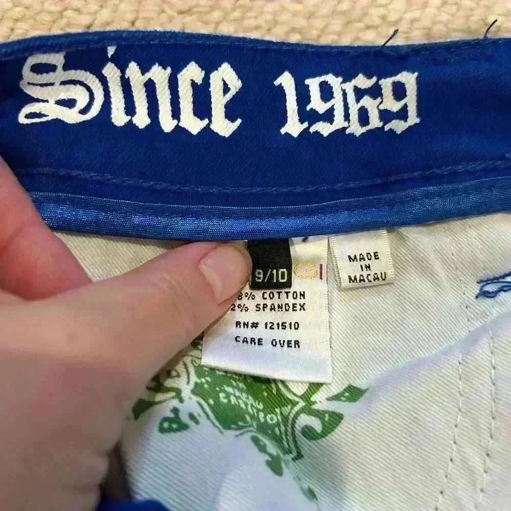 COOGI Jeans Women's Bright Blue Straight Leg Jeans size 9/10. EUC. Embroidered - Picture 14 of 16